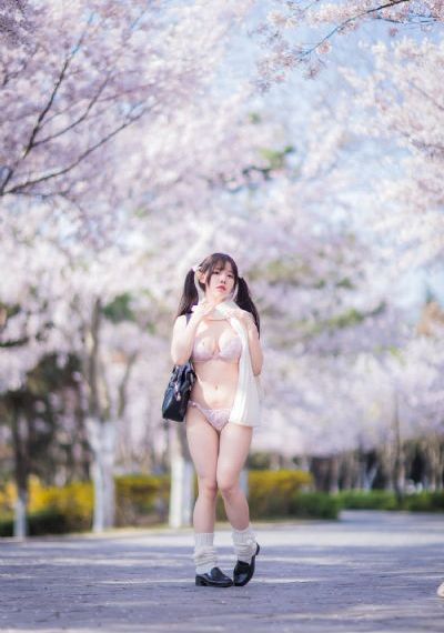 麻麻肉丝脚夹我喷出来小说_超清手机免费观看完整