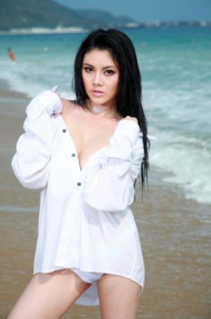 美女扒开尿口给男人桶动态图_DVD高清完整版